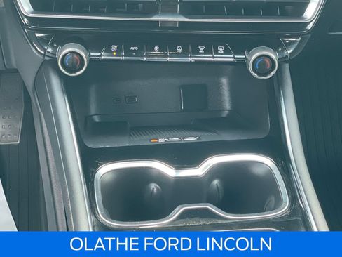 Used 2026 Chevrolet Traverse Z71 w/ Driver Confidence Package AWD/4WD image 24