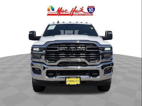 Used 2025 RAM 2500 Tradesman AWD/4WD image 3