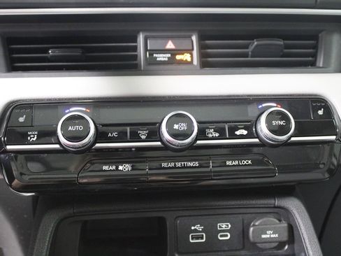 Used 2025 Honda Pilot Touring image 46