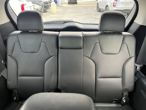 Used 2023 Kia Telluride LX image 28