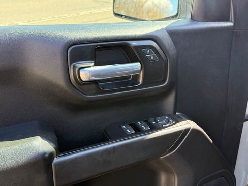 Certified 2020 Chevrolet Silverado 1500 Custom Trail Boss w/ Custom Convenience Package image 16