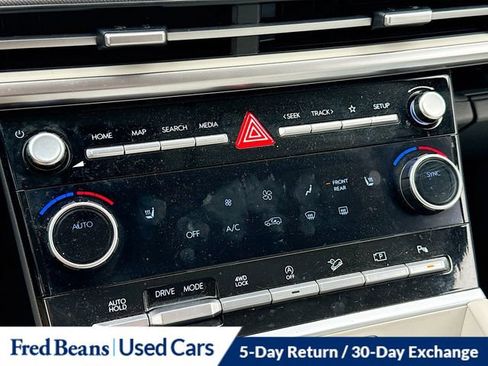 Used 2024 Hyundai Santa Fe SEL image 15