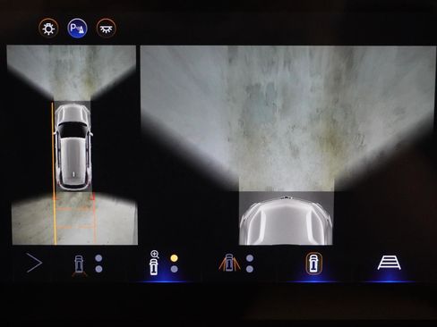 New 2026 Chevrolet Equinox ACTIV w/ Convenience Package III image 34