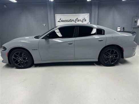 Used 2021 Dodge Charger R/T w/ Plus Group RWD image 5