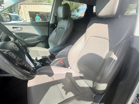 Used 2017 Hyundai Santa Fe Sport 2.0T AWD/4WD image 22