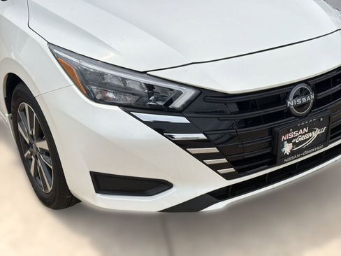 Certified 2025 Nissan Versa SV w/ Trunk Package FWD image 11
