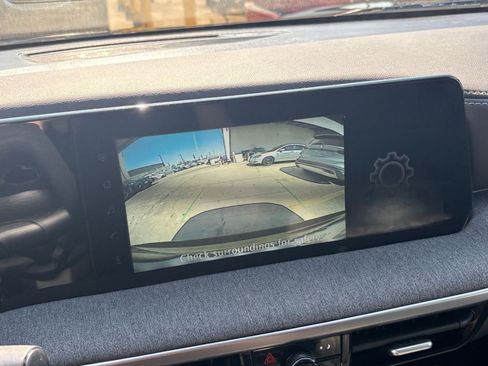 Used 2025 Nissan Kicks SV image 22