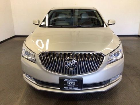Used 2016 Buick LaCrosse Leather image 2