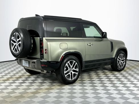 Certified 2025 Land Rover Defender 90 X-Dynamic SE AWD/4WD image 5
