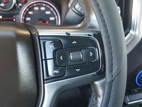 Used 2020 Chevrolet Silverado 2500 LT w/ Convenience Package image 17