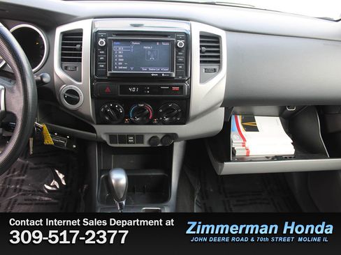 Used 2014 Toyota Tacoma 4x4 Double Cab w/ SR5 Package image 14