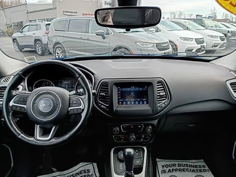 Used 2020 Jeep Compass Latitude w/ Cold Weather Group AWD/4WD image 20