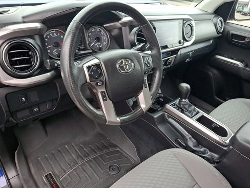 Used 2022 Toyota Tacoma SR5 image 12