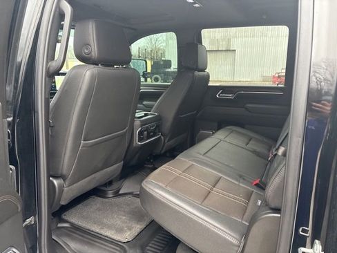 Used 2024 Chevrolet Silverado 3500 High Country w/ High Country Premium Package image 20