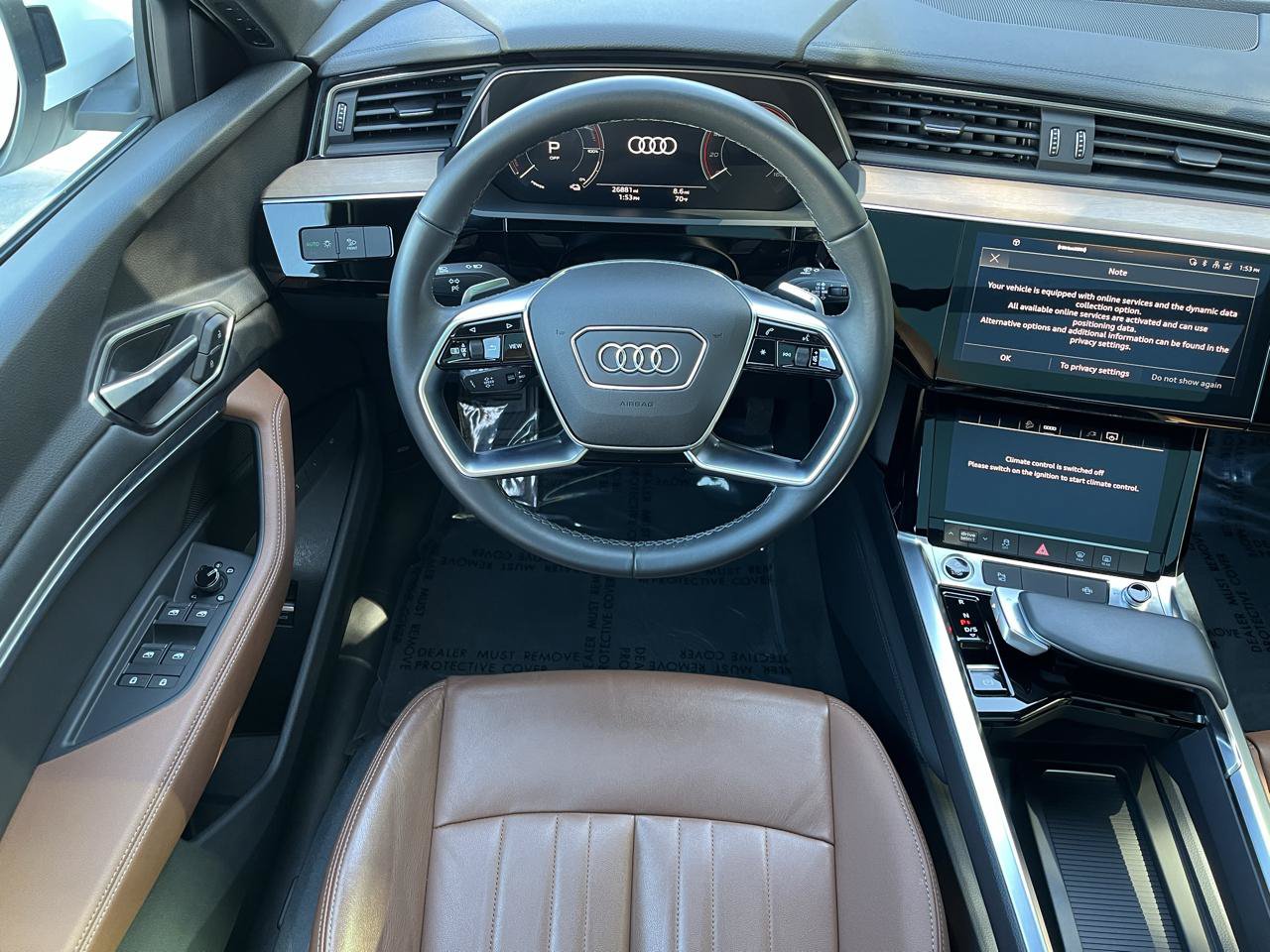Used 2024 Audi Q8 e-tron Premium AWD/4WD image 5