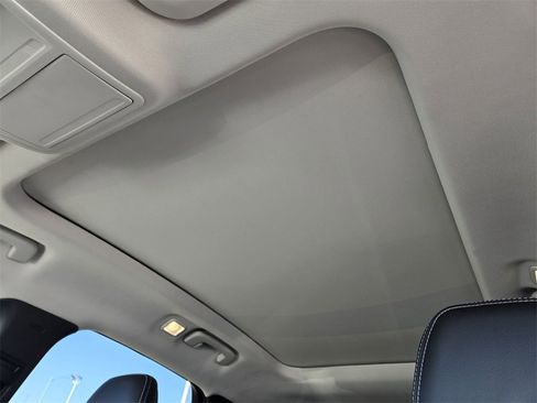 New 2024 Ford Escape SE w/ PHEV Premium Package image 8