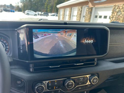 New 2026 Jeep Wrangler Unlimited Sport image 15