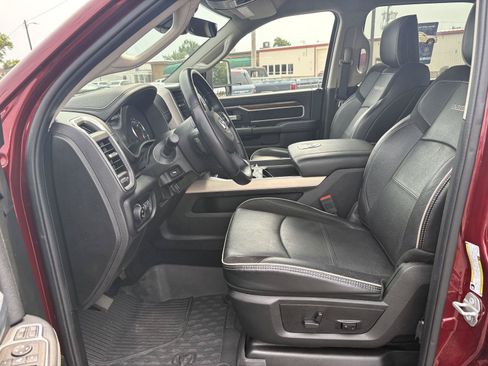 Used 2024 RAM 2500 Laramie w/ Safety Group AWD/4WD image 4