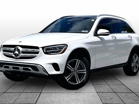 Certified 2021 Mercedes-Benz GLC 300 4MATIC image 2