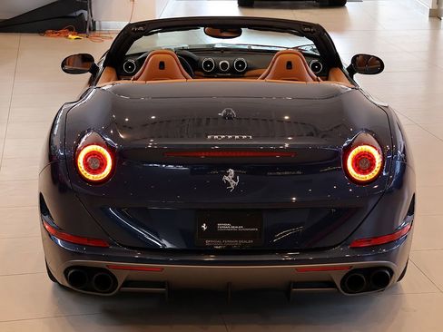 Certified 2017 Ferrari California T RWD image 90
