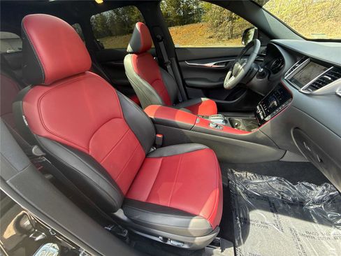 Certified 2025 INFINITI QX50 Sport image 27