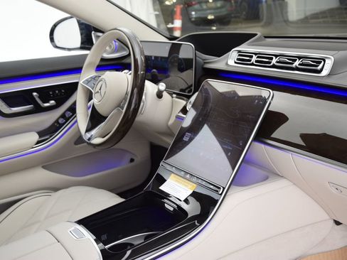 New 2026 Mercedes-Benz Maybach S 580 4MATIC image 15