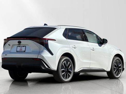 New 2026 Toyota bZ XLE Plus image 3