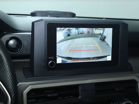 Certified 2024 Toyota Tacoma SR5 image 30