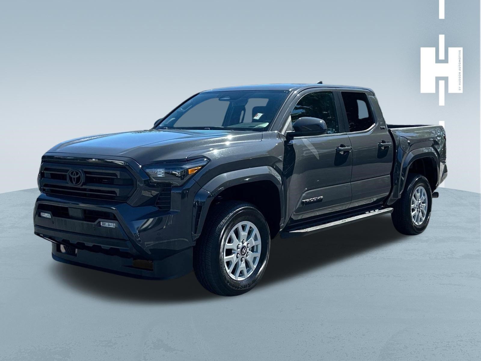 Used 2024 Toyota Tacoma SR5 AWD/4WD image 3