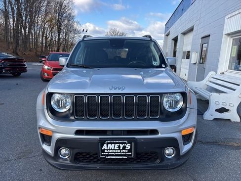 Used 2021 Jeep Renegade Latitude w/ Convenience Group image 2
