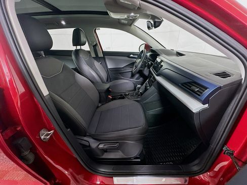 Used 2023 Volkswagen Taos SE image 32