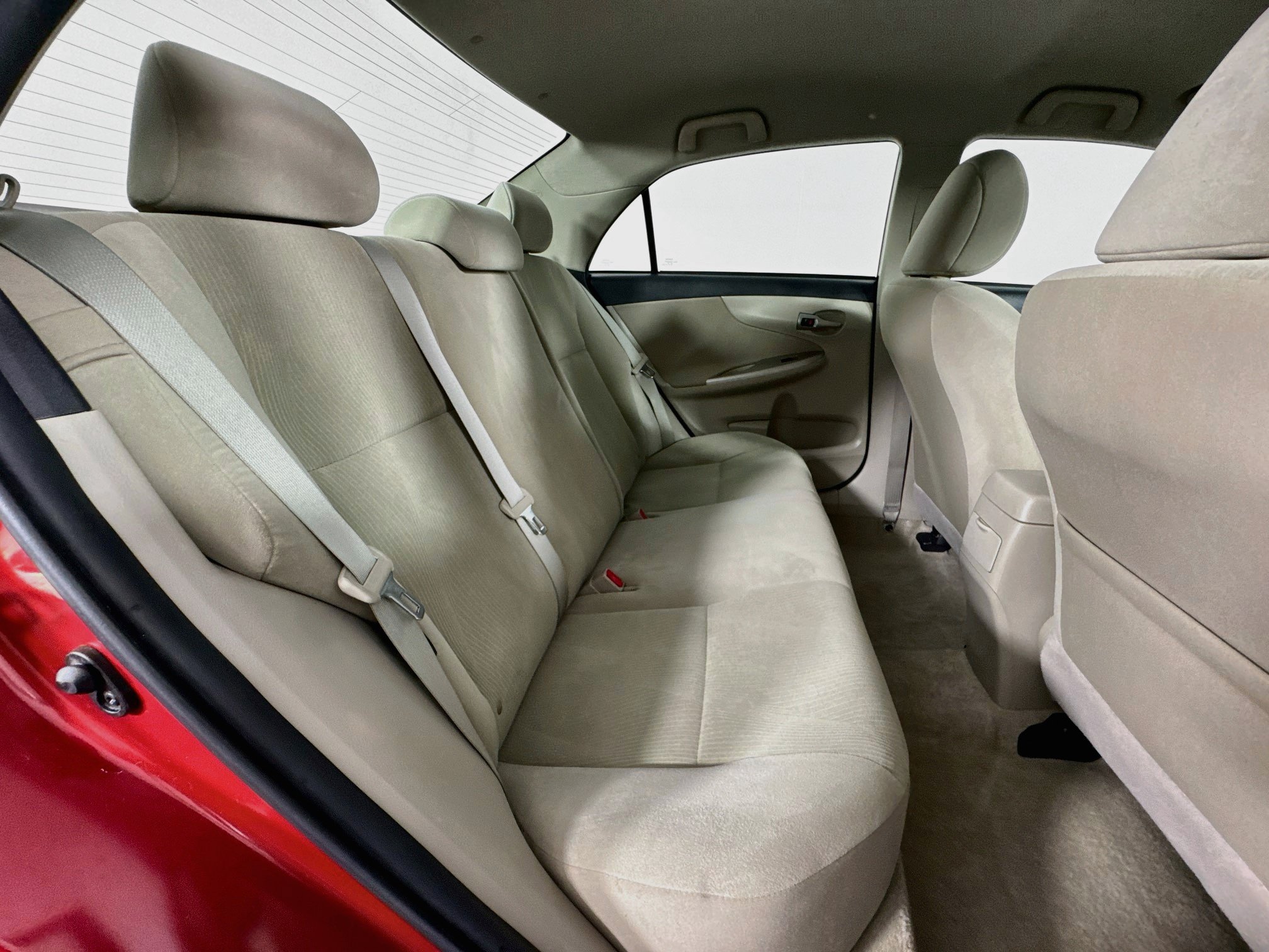 Used 2012 Toyota Corolla LE FWD image 23