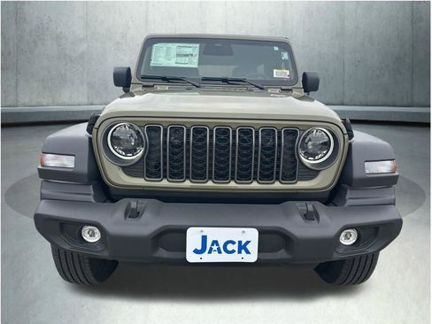 New 2026 Jeep Wrangler Unlimited Sport AWD/4WD image 9