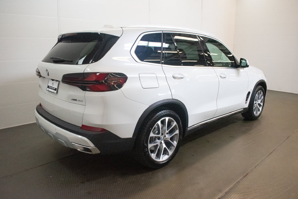 New 2026 BMW X5 xDrive40i AWD/4WD image 4