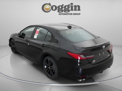 New 2026 Toyota Camry XSE AWD/4WD image 9