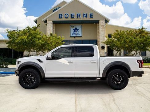 Used 2017 Ford F150 Raptor w/ Equipment Group 802A Luxury image 2