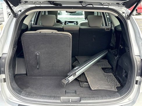 Used 2017 Hyundai Santa Fe SE w/ SE Ultimate Tech Package 03 image 14