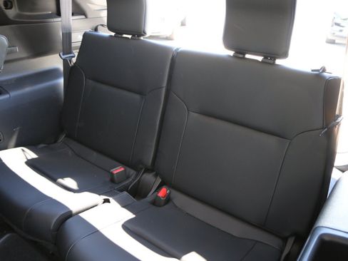 Used 2022 Mitsubishi Outlander SEL AWD/4WD image 32