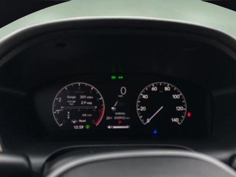 Used 2023 Honda HR-V LX image 16