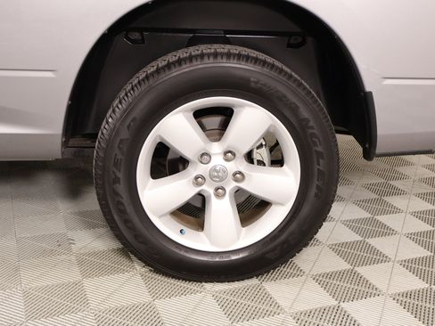 Used 2023 RAM 1500 Tradesman w/ Tradesman SXT Package RWD image 17