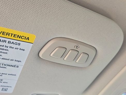 Used 2021 Ford Explorer Limited w/ Equipment Group 301A image 32