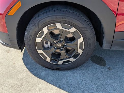 Used 2025 Hyundai Santa Fe SEL image 9