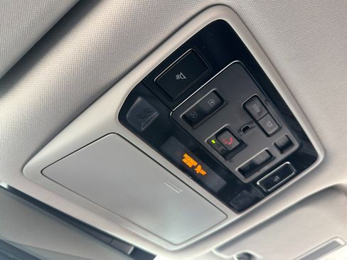 Used 2024 Toyota Grand Highlander FWD image 35