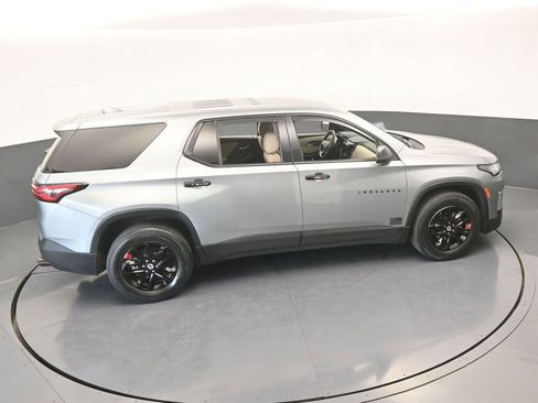 Used 2023 Chevrolet Traverse LS image 50