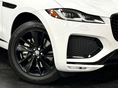 Used 2024 Jaguar F-PACE R-Dynamic S image 4