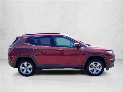 Used 2021 Jeep Compass Latitude AWD/4WD image 4