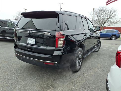 Used 2022 Chevrolet Tahoe Z71 w/ Luxury Package image 4