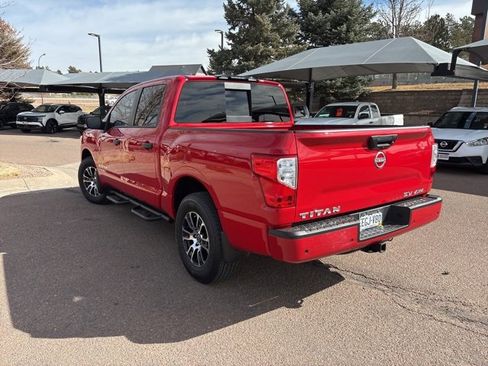 Certified 2024 Nissan Titan SV image 7