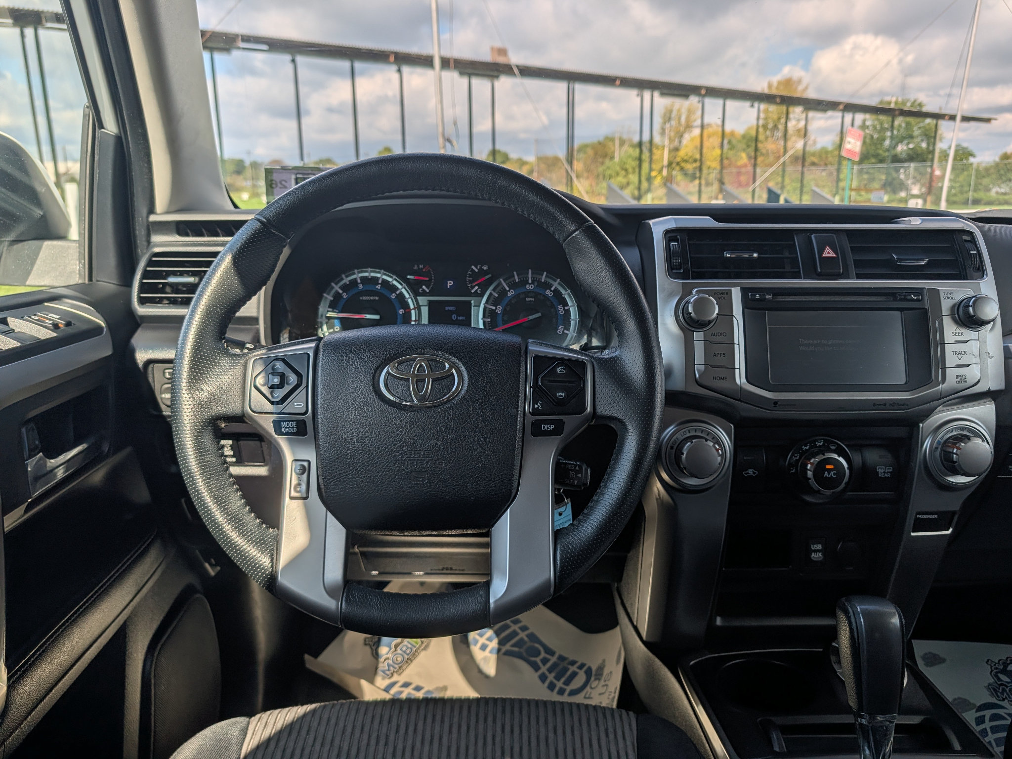 Used 2016 Toyota 4Runner SR5 AWD/4WD image 29