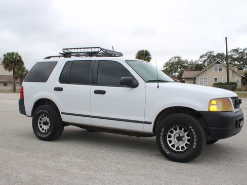 Used 2004 Ford Explorer XLS image 20
